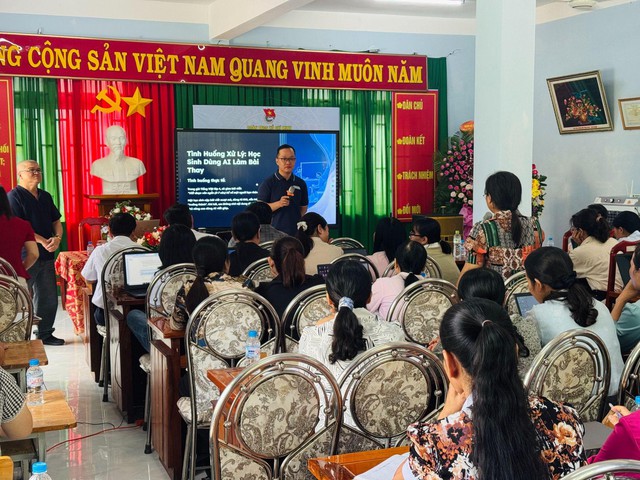 Đưa AI đến gần hơn với giáo viên trên hành trình chuyển đổi số- Ảnh 2.