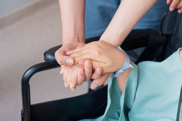 “Phép màu” hồi sinh một gia đình có hai bệnh nhân ung thư xương- Ảnh 2.