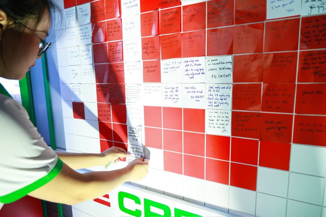 FE CREDIT 15 năm: Thành công từ con người và văn hóa doanh nghiệp- Ảnh 2.