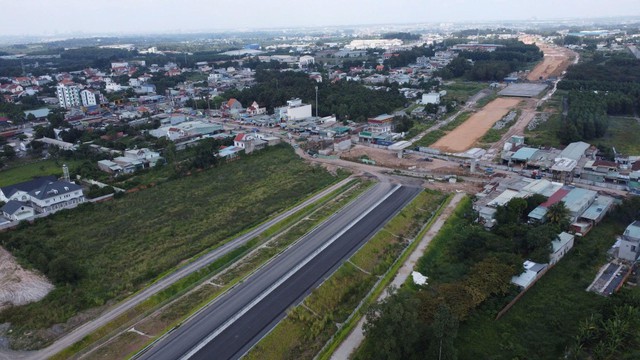 Sân bay Long Thành & loạt hạ tầng sắp về đích: Cơ hội “hóa rồng” cho Vũng Tàu - Ảnh 2.