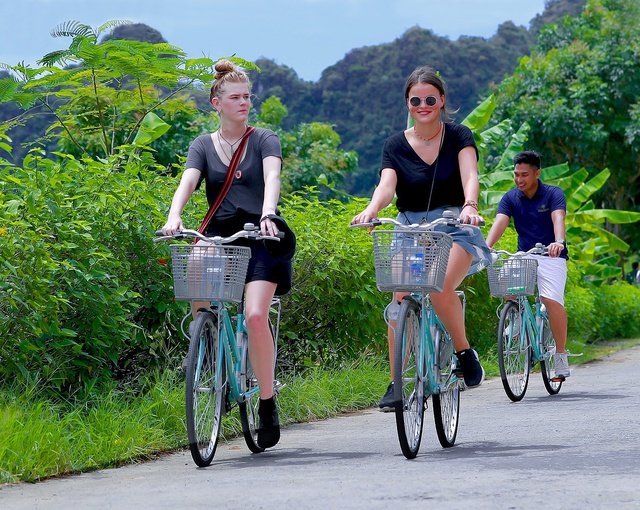 Từ kỳ quan thiên nhiên đến động lực phát triển kinh tế vùng - Ảnh 2.