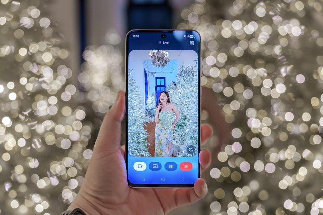 Check-in mùa Giáng sinh đỉnh chóp cùng Galaxy A56 5G- Ảnh 2.