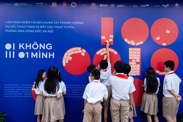 PVcomBank đồng h&agrave;nh c&ugrave;ng chiến dịch &ldquo;Kh&ocirc;ng Một M&igrave;nh&rdquo; hướng tới một kh&ocirc;ng gian trực tuyến an to&agrave;n - Ảnh 2.