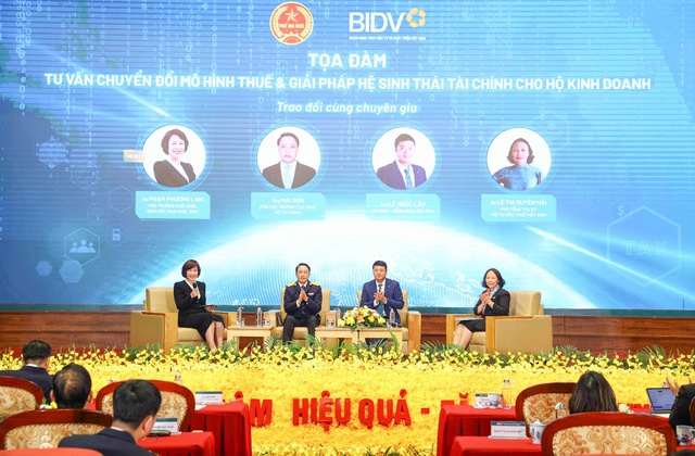 BIDV cùng ngành Thuế đồng hành hỗ trợ hộ kinh doanh chuyển đổi, bứt phá- Ảnh 1.