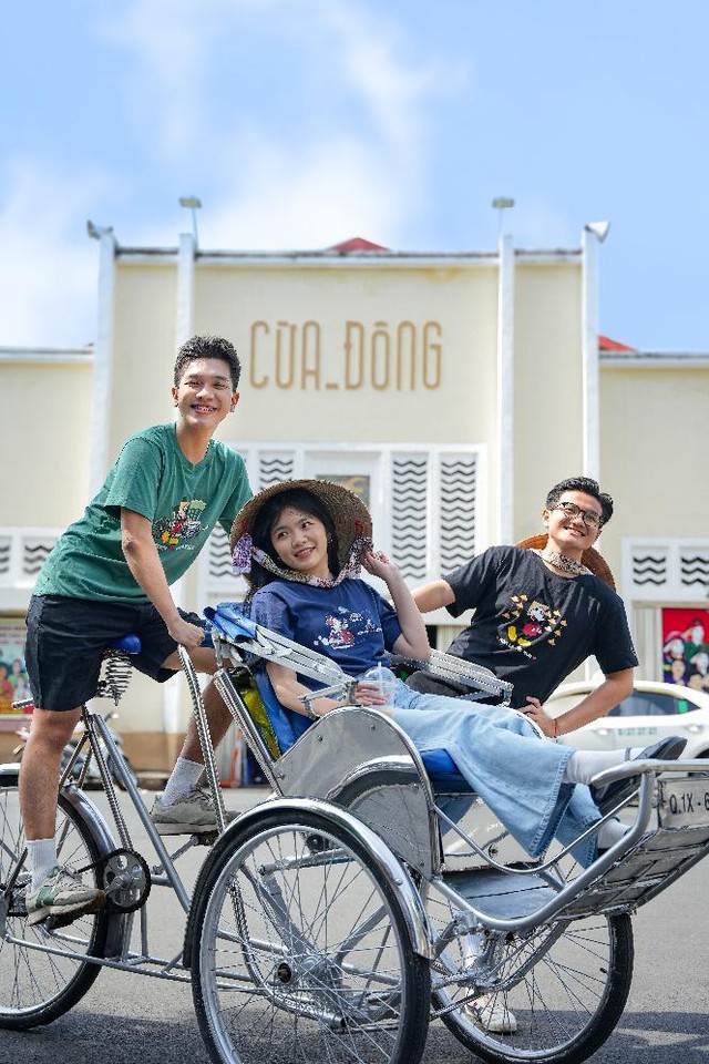 Từ doanh thu bán áo thun, UNIQLO tiếp tục xây thêm trường học tại Lào Cai, Cao Bằng- Ảnh 1.