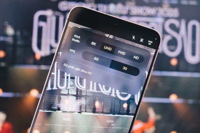 Mùa lễ hội âm nhạc cuối năm nhất định phải bỏ túi bí quyết quay chụp trên S25 FE- Ảnh 3.