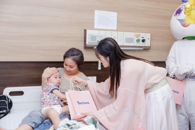 Hành trình sẻ chia của Borome tại bệnh viện Phương Đông- Ảnh 3.