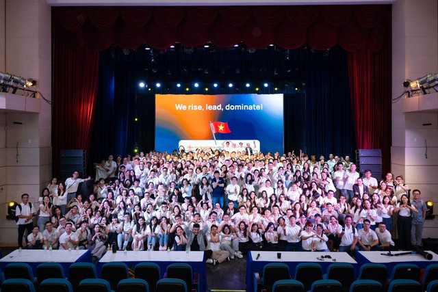 Yes4All được vinh danh Nơi Làm Việc Tốt Nhất Việt Nam 2025- Ảnh 2.