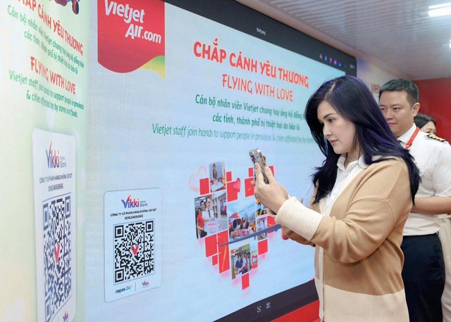 Vietjet cùng đồng bào vượt qua bão lũ, lan tỏa yêu thương - Ảnh 3.