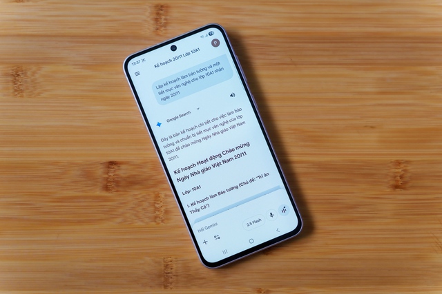Top 5 điện thoại tầm trung “xịn mịn” nhất tháng 11 - Giá dễ chịu, dùng sướng cả ngày - Ảnh 1.
