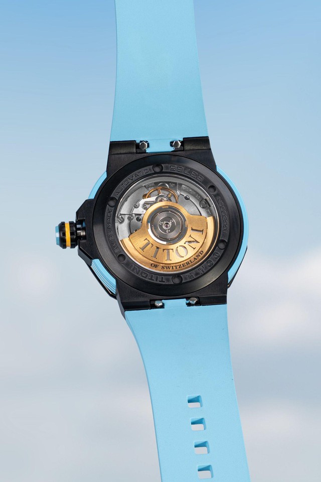 Vì sao nên mua Titoni Impetus Ceramtech 83765 B-AO-707?- Ảnh 2.