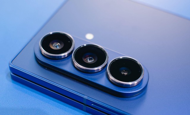 Galaxy Z Fold7 - Trợ lý mạnh nhất mùa cuối năm: Làm việc nhanh, chụp ảnh đẹp, cân mọi tác vụ- Ảnh 6.