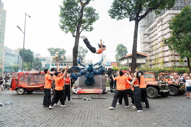 Roadshow Huyền Thoại Không Phai – Mang hình ảnh Crossfire: Legends đến gần hơn với game thủ - Ảnh 7.