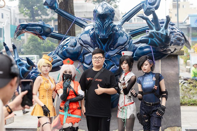 Roadshow Huyền Thoại Không Phai – Mang hình ảnh Crossfire: Legends đến gần hơn với game thủ - Ảnh 1.