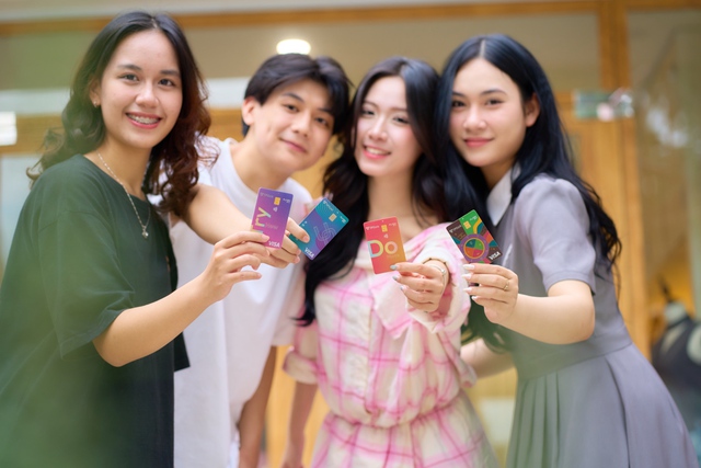 Tận hưởng trọn vẹn mùa lễ hội cuối năm với lựa chọn chi tiêu thông minh- Ảnh 2.