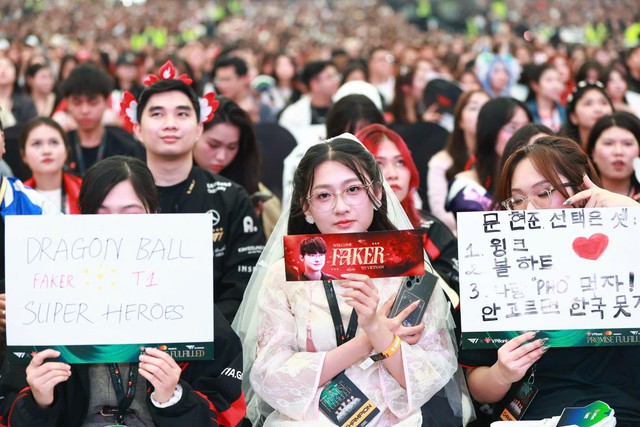 Giây phút bùng nổ khi Faker chào fan bằng tiếng Việt - Ảnh 5.