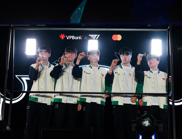 Đặc quyền đỉnh cao: Thẻ VPBank cho gamer với dấu ấn đội tuyển huyền thoại thế giới T1- Ảnh 2.