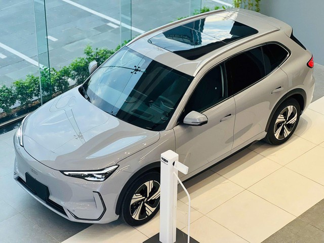 Chủ xe Geely EX5 nói thẳng sau 1 tháng cầm vô-lăng: “An toàn, công nghệ là tiêu chí hàng đầu”- Ảnh 2.