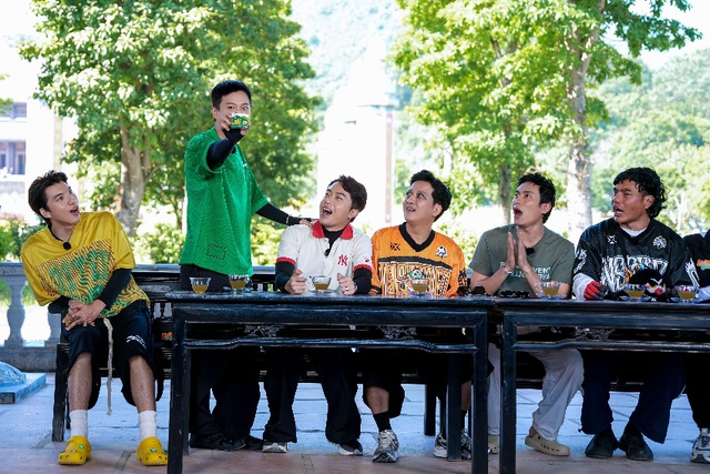 Điều gì giúp 2 ngày 1 đêm trọn vẹn qua mỗi hành trình?- Ảnh 1.