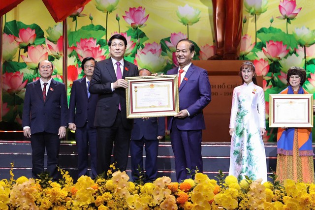 Anh hùng Lao động Nguyễn Việt Cường: 40 năm làm đẹp, làm giàu vùng đất Chín Rồng- Ảnh 1.