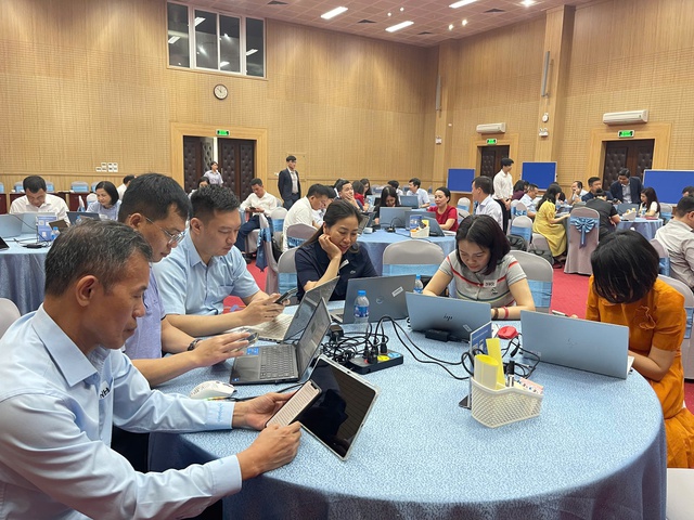 Doanh nghiệp Việt trước cơn sốt AI: Đầu tư lớn nhưng hiệu quả chưa tương xứng - Ảnh 1.