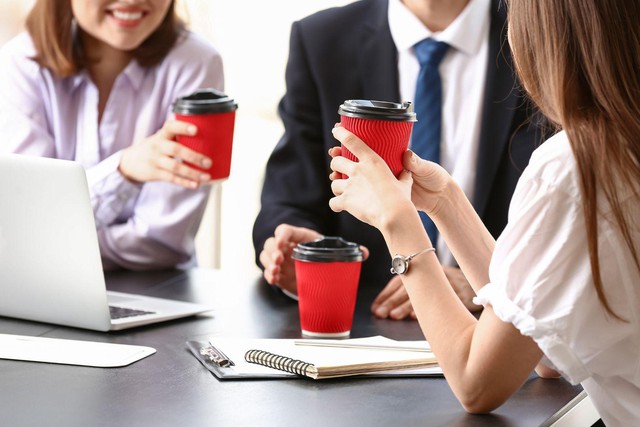 Muốn gắn kết t&igrave;nh đồng nghiệp, đừng ngại thử ngay những b&iacute; quyết n&agrave;y- Ảnh 2.