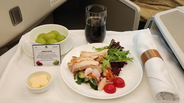 aT Center – Vietnam Airlines hợp tác quảng bá nho Hàn Quốc trên các chuyến bay quốc tế- Ảnh 1.