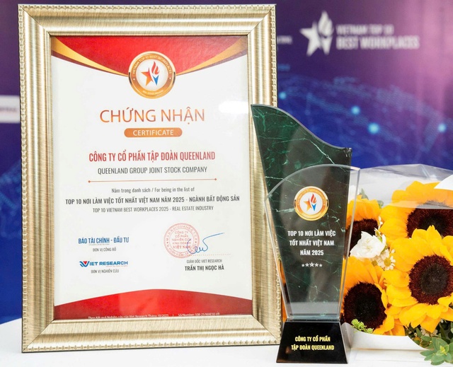 QueenLand Group được vinh danh Top 10 Nơi làm việc tốt nhất Việt Nam 2025- Ảnh 1.