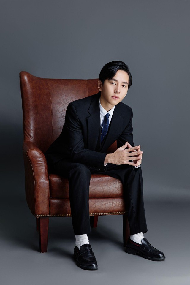 BLV đang viral khắp c&otilde;i mạng những ng&agrave;y gần đ&acirc;y v&igrave; "nh&igrave;n l&eacute;n Faker" l&agrave; ai?- Ảnh 4.