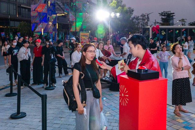 "Tỏa sắc gắn kết": Bia Saigon Lager mang đến Hozo City Tết Fest trải nghiệm văn h&oacute;a nhiều v&ugrave;ng miền- Ảnh 4.