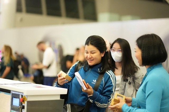 Vietnam Airlines khai trương đường bay thẳng đầu tiên kết nối Hà Nội - Cebu- Ảnh 5.