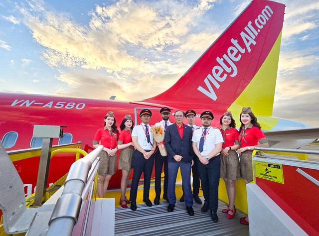 Vietjet đ&oacute;n 22 t&agrave;u bay mới trong dịp Noel, tiếp tục bứt ph&aacute; với đội t&agrave;u h&agrave;ng đầu khu vực - Ảnh 2.