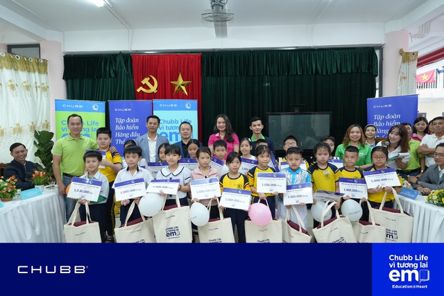 “Chubb Life – Vì Tương Lai Em” hỗ trợ trẻ em khó khăn vùng bão lũ- Ảnh 4.
