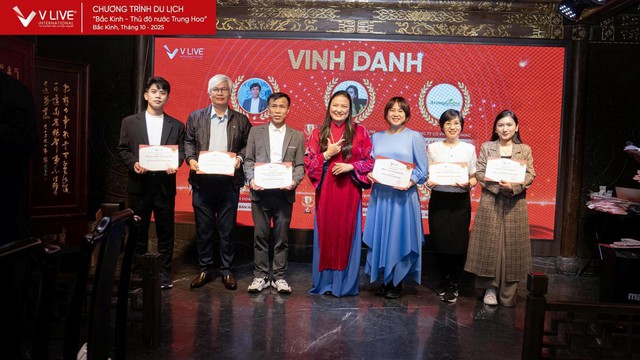 V LIVE International đưa đối tác và khách hàng khám phá Bắc Kinh mùa lá vàng- Ảnh 3.