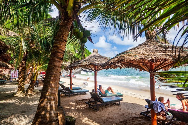 Địa ốc Cát Bà hưởng đà tăng trưởng từ điểm đến được săn lùng - Ảnh 2.
