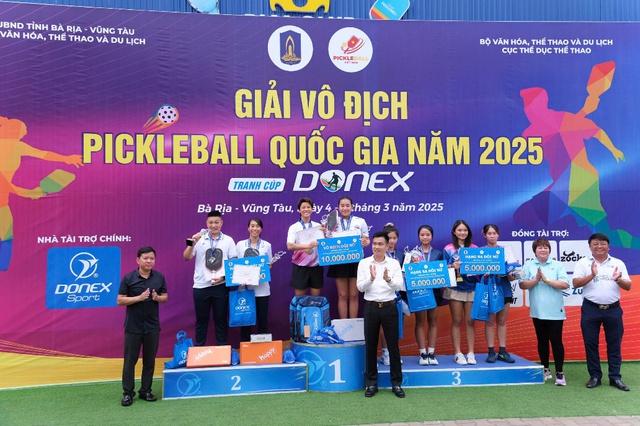 CLB Pickleball D-Joy xuất sắc vào chung kết 9/10 nội dung tại Giải vô địch pickleball Quốc gia 2025 - Ảnh 2.