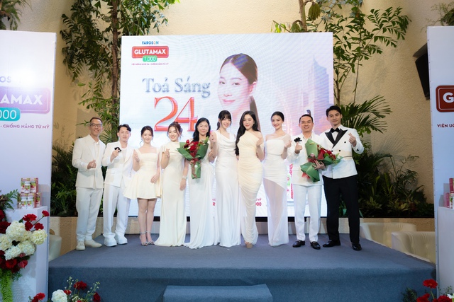 Dàn sao hội tụ tại sự kiện Tỏa Sáng 24/7 bật mí bí quyết làn da rạng rỡ không gián đoạn - Ảnh 1.