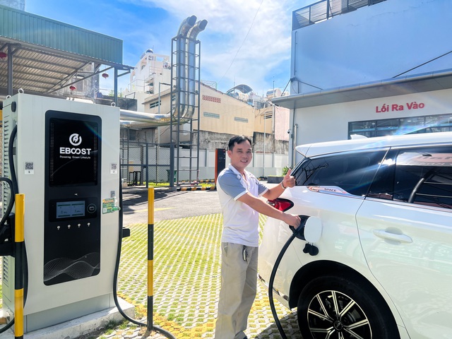 EBOOST và Grab Việt Nam hợp tác nhằm tiên phong thúc đẩy giao thông xanh- Ảnh 1.