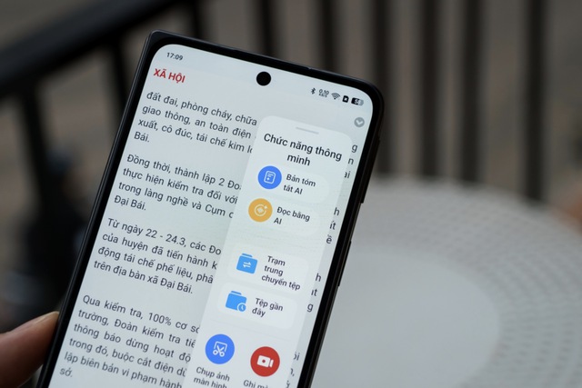 Đây là cách OPPO Find N5 phá tan khoảng cách giữa laptop và smartphone bằng sự gọn nhẹ - Ảnh 4.