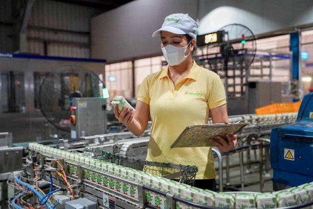 Vinasoy được vinh danh "Doanh nghiệp tiên phong trong quản lý tài nguyên bền vững"- Ảnh 1. Vinasoy được vinh danh "Doanh nghiệp tiên phong trong quản lý tài nguyên bền vững"- Ảnh 1.