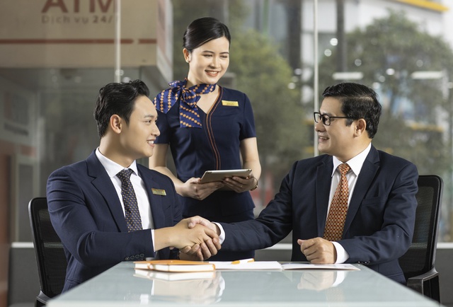 SHB - Nơi hơn 100.000 cổ đông đặt niềm tin, đồng hành cùng phát triển- Ảnh 3. SHB - Nơi hơn 100.000 cổ đông đặt niềm tin, đồng hành cùng phát triển- Ảnh 3.