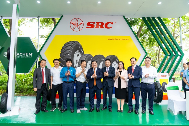 Vinachem phát động chiến dịch Xanh hóa và Chuyển đổi số ngành hóa chất- Ảnh 4. Vinachem phát động chiến dịch Xanh hóa và Chuyển đổi số ngành hóa chất- Ảnh 4.