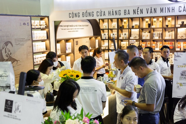 Trung Nguyên E-Coffee đạt giải thưởng Thương hiệu mạnh ASEAN- Ảnh 1.