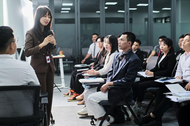 Tư vấn viên bảo hiểm: Chọn công việc tạm thời hay một sự nghiệp bền vững - Ảnh 1. Tư vấn viên bảo hiểm: Chọn công việc tạm thời hay một sự nghiệp bền vững - Ảnh 1.