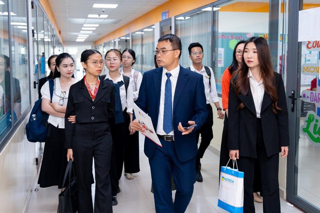 Chương trình MBA Đại học Mở Malaysia: Tấm hộ chiếu quốc tế dẫn lối thành công- Ảnh 1.