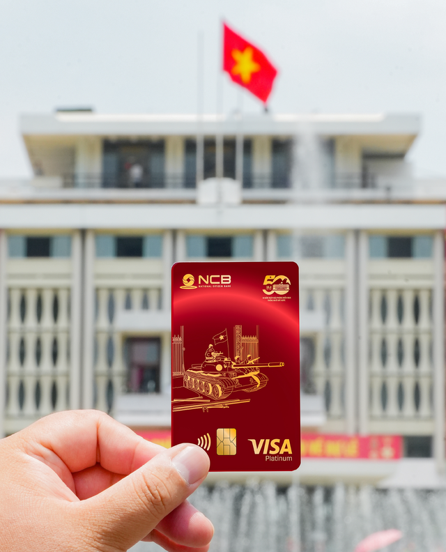 Độc đáo chiếc thẻ visa "Thống Nhất" trong những khung hình lịch sử- Ảnh 2.