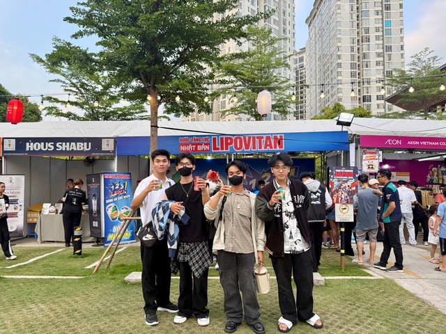 1-2-3 Lipo si&ecirc;u to, nạp nhanh năng lượng, bật nắp tr&uacute;ng v&agrave;ng - Ảnh 4.