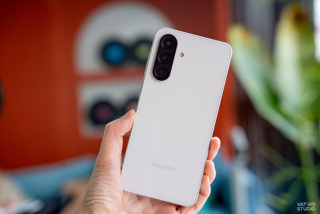 Gen Z thoả sức ‘lên đồ sống ảo’, Galaxy A Series lo trọn ảnh đẹp khỏi cần căn chỉnh!- Ảnh 9.
