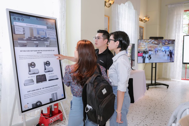 Samsung cùng đối tác Du Hưng mang đến nhiều thiết bị và giải pháp nghe nhìn cho mọi ngành nghề- Ảnh 2.