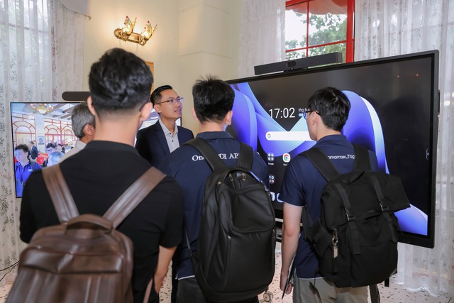 Samsung cùng đối tác Du Hưng mang đến nhiều thiết bị và giải pháp nghe nhìn cho mọi ngành nghề- Ảnh 4.